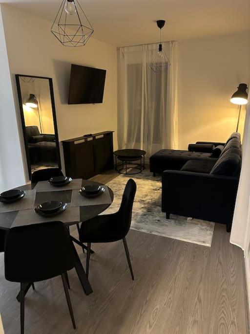 Modern Apartment, 1Km From City! Νιούκασλ Εξωτερικό φωτογραφία