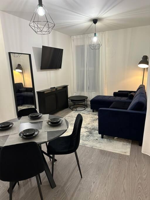 Modern Apartment, 1Km From City! Νιούκασλ Εξωτερικό φωτογραφία