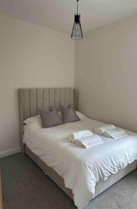 Modern Apartment, 1Km From City! Νιούκασλ Εξωτερικό φωτογραφία